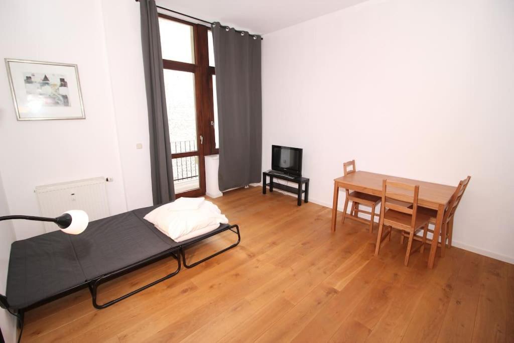Mainhatten Apartment Frankfurt am Main Szoba fotó