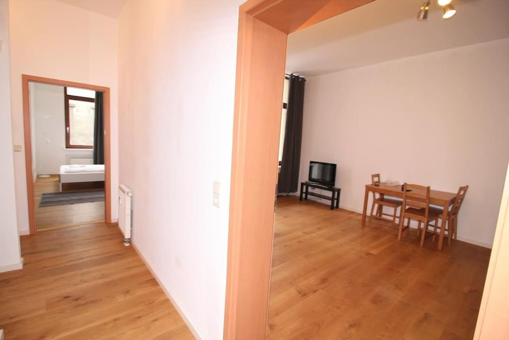 Mainhatten Apartment Frankfurt am Main Szoba fotó